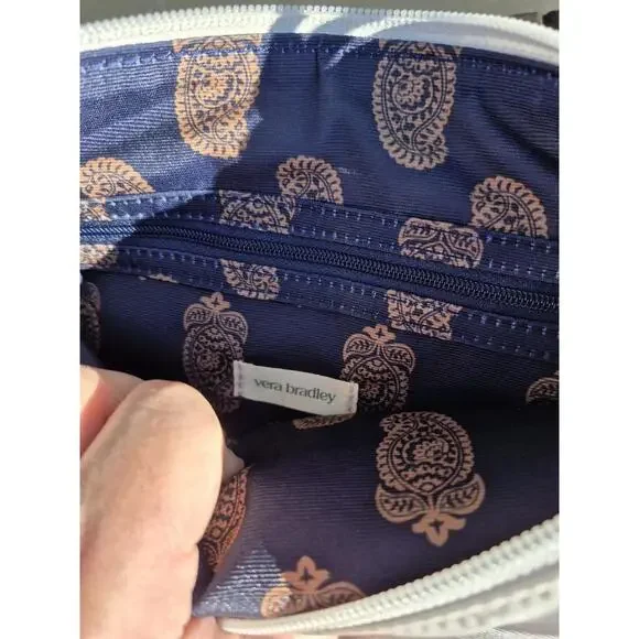 Vera Bradley Womens Featherweight Original Hipster Crossbody, Silver Oyster $100 - Picture 6 of 7